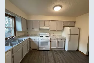 1642 Maness Court, Sycamore, IL 60178 - Photo 2
