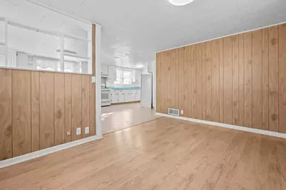 3203 Montrose Avenue, Rockford, IL 61101 - Photo 10