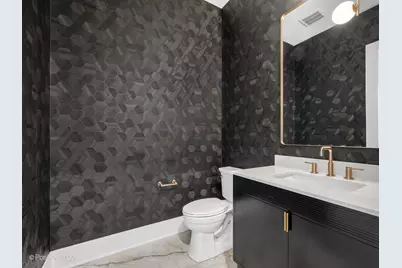 108 N Evergreen Avenue, Elmhurst, IL 60126 - Photo 18