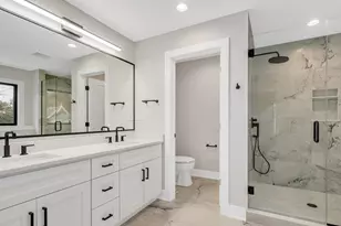 108 N Evergreen Ave, Elmhurst, IL 60126 - Photo 20