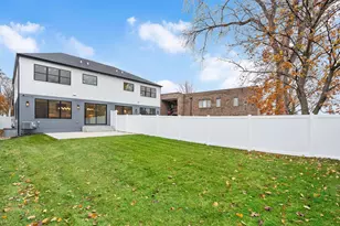 108 N Evergreen Ave, Elmhurst, IL 60126 - Photo 30