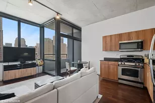 235 W Van Buren St, Chicago, IL 60607 - Photo 6