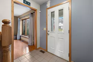 507 Gerry St, Woodstock, IL 60098 - Photo 2