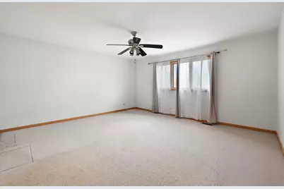 507 Gerry Street, Woodstock, IL 60098 - Photo 22