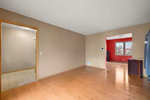 507 Gerry St, Woodstock, IL 60098 - Photo 4