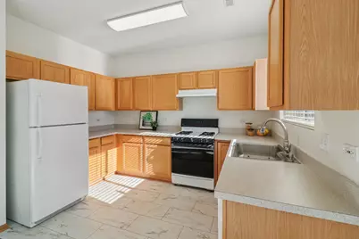 31647 Tallgrass Court, Lakemoor, IL 60051 - Photo 6