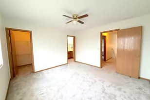 31647 TallGrass Ct, Lakemoor, IL 60051 - Photo 16