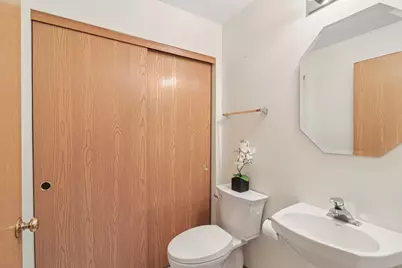 31647 Tallgrass Court, Lakemoor, IL 60051 - Photo 12