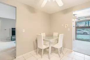 5511 N Chester Ave, Chicago, IL 60656 - Photo 4