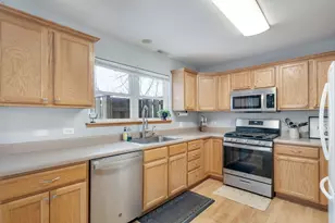 34 Elm Ave, Fox Lake, IL 60020 - Photo 6