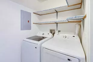 1403 Clove Ct, Mount Prospect, IL 60056 - Photo 16