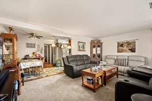 11016 S Keating Ave, Oak Lawn, IL 60453 - Photo 4