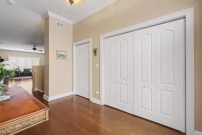 101 Rose Drive, Bloomingdale, IL 60108 - Photo 2