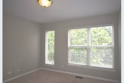 366 Town Place Circle #366, Buffalo Grove, IL 60089 - Photo 14