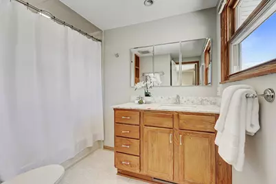 1426 Danbury Lane, Des Plaines, IL 60018 - Photo 18