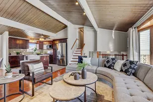 1426 Danbury Ln, Des Plaines, IL 60018 - Photo 6