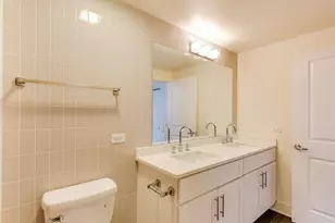 50 E 16th St, Chicago, IL 60616 - Photo 16