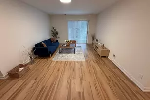 607 W Central Rd, Mount Prospect, IL 60056 - Photo 4