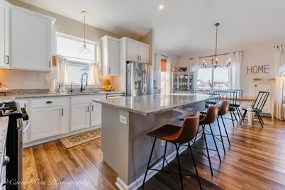 1015 Persimmon Drive, Genoa, IL 60135 - Photo 4