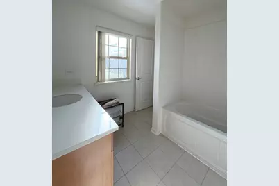 2573 Waterbury Lane, Buffalo Grove, IL 60089 - Photo 10