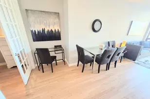 210 S Desplaines St, Chicago, IL 60661 - Photo 4