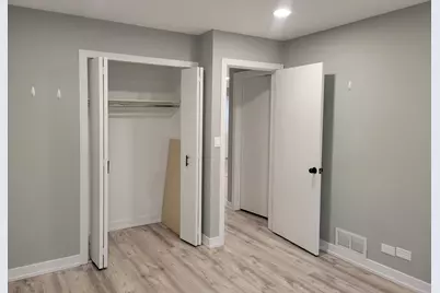 1001 E Callero Circle #2, Mount Prospect, IL 60056 - Photo 12