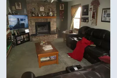 1864 N 2753rd Road, Ottawa, IL 61350 - Photo 2