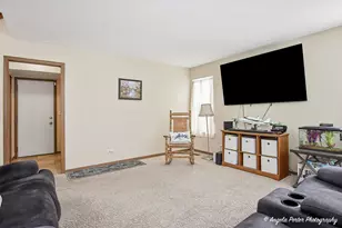 2493 N Orchard Ln, Round Lake Beach, IL 60073 - Photo 22