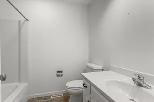 2410 Stillwater Dr, Champaign, IL 61821 - Photo 26