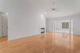 2410 Stillwater Dr, Champaign, IL 61821 - Photo 12