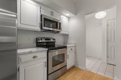 2410 Stillwater Drive, Champaign, IL 61821 - Photo 6