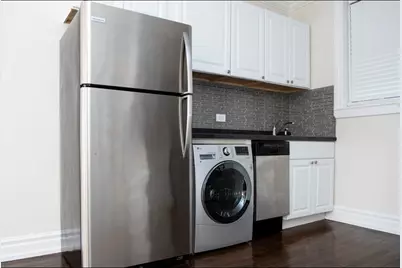 1056 W Lill Avenue #2, Chicago, IL 60614 - Photo 4