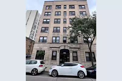 3933 N Clarendon Avenue #304, Chicago, IL 60613 - Photo 1