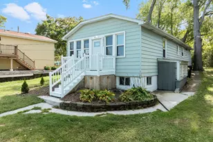 26177 W Lakeview Ave, Ingleside, IL 60041 - Photo 20