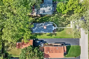 26177 W Lakeview Ave, Ingleside, IL 60041 - Photo 22