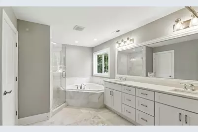 1127 Kenton Road, Deerfield, IL 60015 - Photo 14