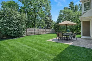 1127 Kenton Rd, Deerfield, IL 60015 - Photo 28