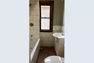 8406 S Brandon Avenue #2, Chicago, IL 60617 - Photo 4