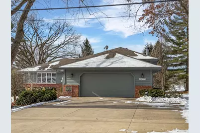 210 Park Crest Drive, Freeport, IL 61032 - Photo 10