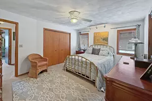 210 Park Crest Dr, Freeport, IL 61032 - Photo 28