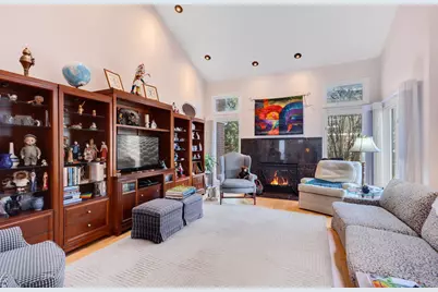 [Address not provided], Northbrook, IL 60062 - Photo 4