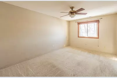 2807 Glenwood Lansing Road #211, Lynwood, IL 60411 - Photo 6