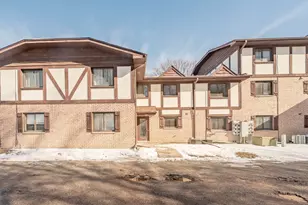 2807 Glenwood Lansing Rd, Lynwood, IL 60411 - Photo 1