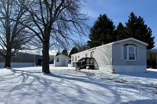 297 Pattie Ln, Lynwood, IL 60411 - Photo 1