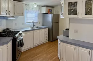 297 Pattie Ln, Lynwood, IL 60411 - Photo 8