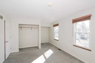 296 W Cherrywood Drive, Palatine, IL 60067 - Photo 16