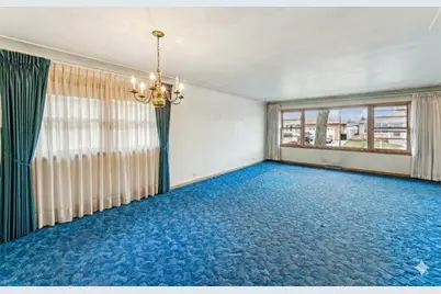 8300 W Balmoral Avenue, Chicago, IL 60656 - Photo 4