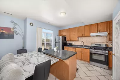 [Address not provided], Waukegan, IL 60087 - Photo 6