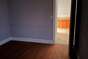 2221 E 70th Pl, Chicago, IL 60649 - Photo 8