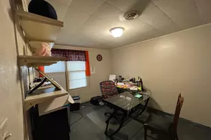 1245 W Violet St, Freeport, IL 61032 - Photo 10